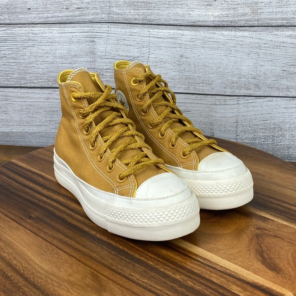 Converse Chuck Taylor All Star Lift Platform High Burnt Honey Shoe Womens Size 5
